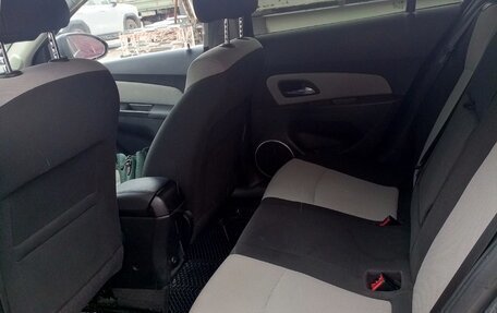 Chevrolet Cruze II, 2014 год, 900 000 рублей, 5 фотография