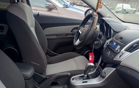 Chevrolet Cruze II, 2014 год, 900 000 рублей, 3 фотография