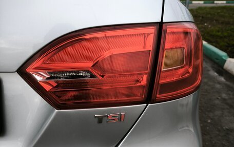 Volkswagen Jetta VI, 2013 год, 1 020 000 рублей, 13 фотография