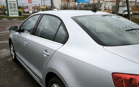 Volkswagen Jetta VI, 2013 год, 1 020 000 рублей, 16 фотография