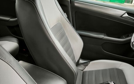 Volkswagen Jetta VI, 2013 год, 1 020 000 рублей, 26 фотография