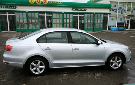 Volkswagen Jetta VI, 2013 год, 1 020 000 рублей, 15 фотография