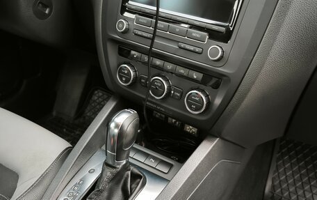 Volkswagen Jetta VI, 2013 год, 1 020 000 рублей, 23 фотография