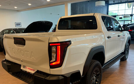 Toyota Hilux, 2026 год, 6 590 000 рублей, 4 фотография