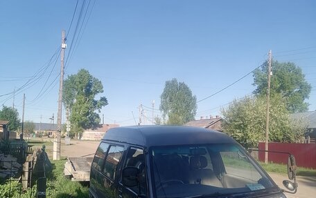 Toyota Town Ace III, 1990 год, 300 000 рублей, 1 фотография