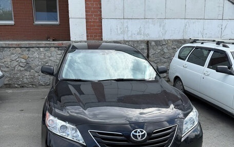 Toyota Camry, 2008 год, 950 000 рублей, 1 фотография
