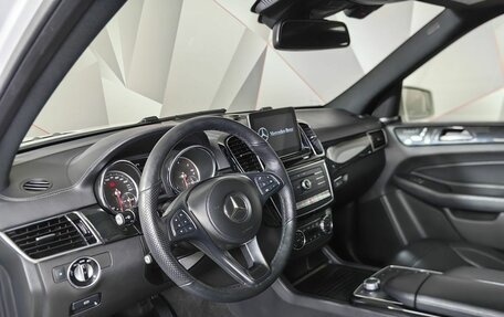 Mercedes-Benz GLS, 2018 год, 4 997 000 рублей, 17 фотография