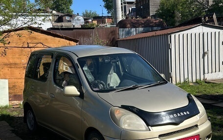 Toyota FunCargo, 2000 год, 320 000 рублей, 2 фотография