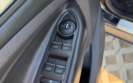 Ford Kuga III, 2014 год, 910 000 рублей, 16 фотография