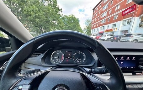 Skoda Octavia IV, 2020 год, 2 300 000 рублей, 9 фотография