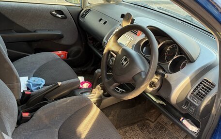 Honda Fit III, 2003 год, 300 000 рублей, 5 фотография