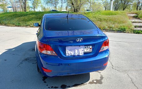 Hyundai Solaris II рестайлинг, 2011 год, 585 000 рублей, 4 фотография