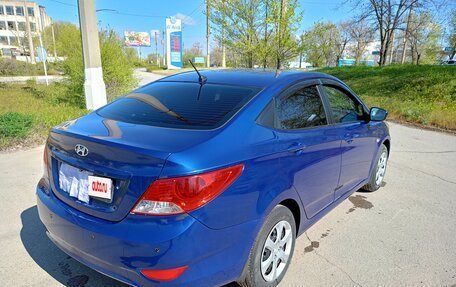 Hyundai Solaris II рестайлинг, 2011 год, 585 000 рублей, 5 фотография
