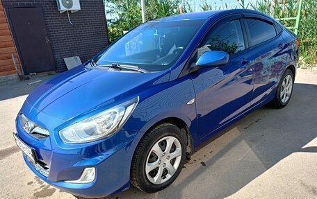 Hyundai Solaris II рестайлинг, 2011 год, 585 000 рублей, 7 фотография