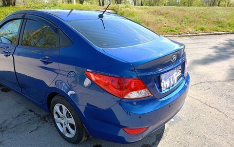 Hyundai Solaris II рестайлинг, 2011 год, 585 000 рублей, 3 фотография