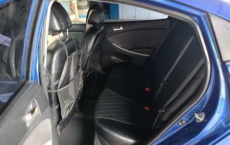 Hyundai Solaris II рестайлинг, 2011 год, 585 000 рублей, 20 фотография
