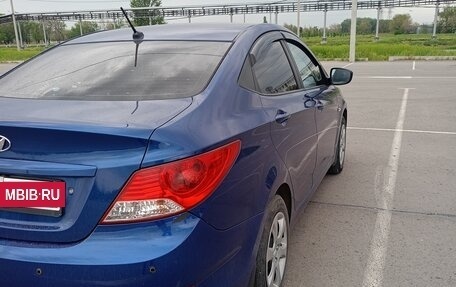 Hyundai Solaris II рестайлинг, 2011 год, 585 000 рублей, 16 фотография