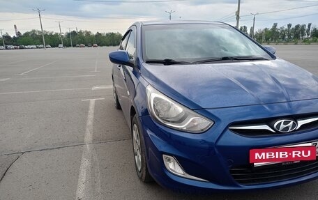 Hyundai Solaris II рестайлинг, 2011 год, 585 000 рублей, 12 фотография