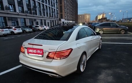 Mercedes-Benz E-Класс, 2013 год, 1 990 000 рублей, 3 фотография