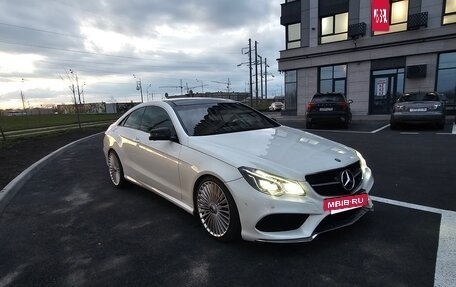 Mercedes-Benz E-Класс, 2013 год, 1 990 000 рублей, 2 фотография