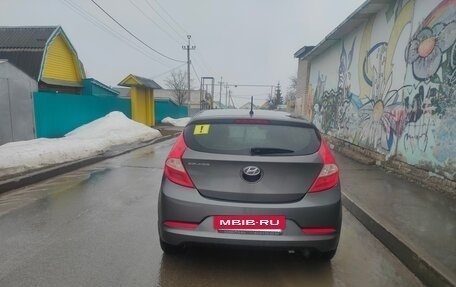 Hyundai Solaris II рестайлинг, 2016 год, 830 000 рублей, 3 фотография