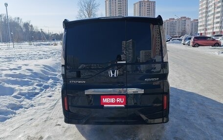 Honda Stepwgn IV, 2019 год, 2 950 000 рублей, 5 фотография