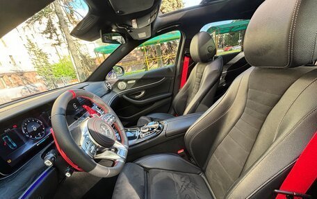 Mercedes-Benz E-Класс, 2016 год, 3 180 000 рублей, 14 фотография