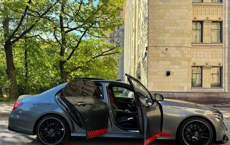 Mercedes-Benz E-Класс, 2016 год, 3 180 000 рублей, 24 фотография