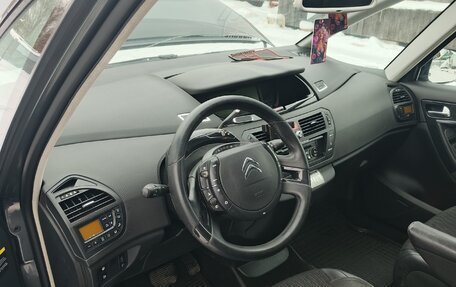 Citroen C4 Picasso II рестайлинг, 2012 год, 600 000 рублей, 8 фотография