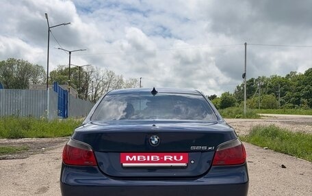 BMW 5 серия, 2006 год, 1 350 000 рублей, 4 фотография