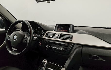 BMW 3 серия, 2015 год, 1 849 000 рублей, 11 фотография