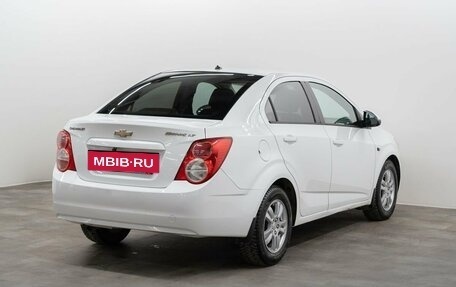 Chevrolet Aveo III, 2013 год, 700 000 рублей, 4 фотография