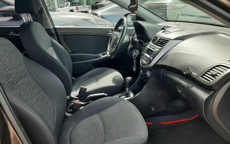 Hyundai Solaris II рестайлинг, 2016 год, 690 000 рублей, 13 фотография