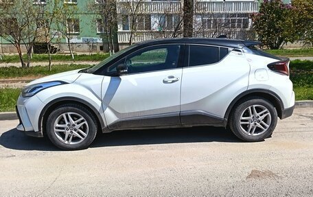 Toyota C-HR I рестайлинг, 2021 год, 2 700 000 рублей, 1 фотография