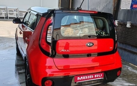 KIA Soul II рестайлинг, 2018 год, 1 700 000 рублей, 3 фотография