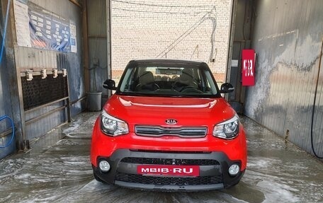 KIA Soul II рестайлинг, 2018 год, 1 700 000 рублей, 2 фотография