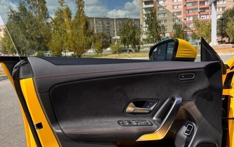 Mercedes-Benz CLA, 2019 год, 2 950 000 рублей, 14 фотография