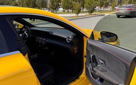 Mercedes-Benz CLA, 2019 год, 2 950 000 рублей, 17 фотография