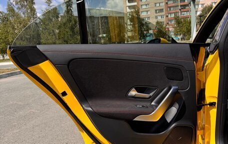 Mercedes-Benz CLA, 2019 год, 2 950 000 рублей, 18 фотография