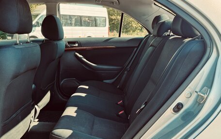 Toyota Avensis III рестайлинг, 2007 год, 990 000 рублей, 12 фотография