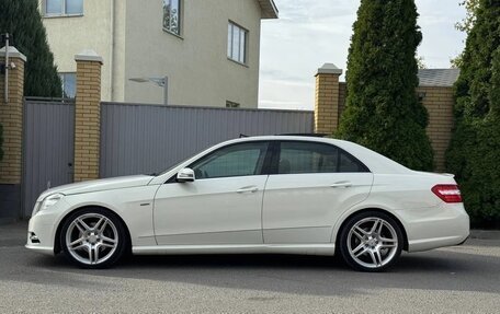 Mercedes-Benz E-Класс, 2012 год, 1 600 000 рублей, 5 фотография
