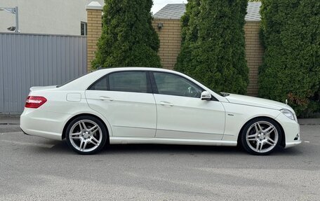 Mercedes-Benz E-Класс, 2012 год, 1 600 000 рублей, 2 фотография