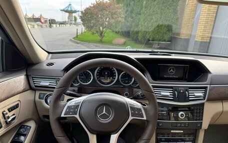 Mercedes-Benz E-Класс, 2012 год, 1 600 000 рублей, 8 фотография