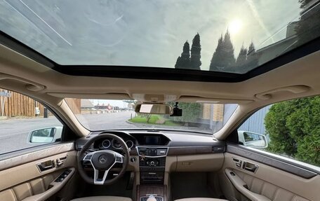 Mercedes-Benz E-Класс, 2012 год, 1 600 000 рублей, 7 фотография