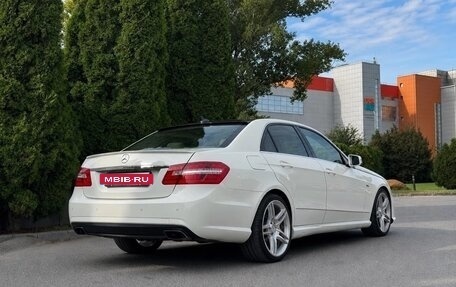 Mercedes-Benz E-Класс, 2012 год, 1 600 000 рублей, 3 фотография