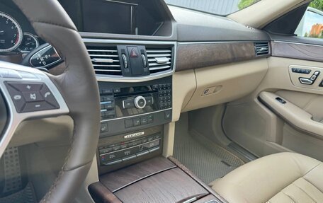 Mercedes-Benz E-Класс, 2012 год, 1 600 000 рублей, 15 фотография