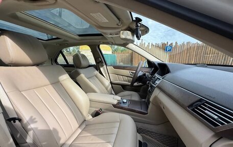 Mercedes-Benz E-Класс, 2012 год, 1 600 000 рублей, 13 фотография