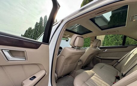 Mercedes-Benz E-Класс, 2012 год, 1 600 000 рублей, 14 фотография
