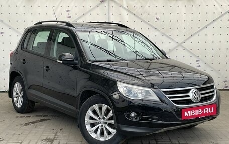 Volkswagen Tiguan I, 2011 год, 1 240 000 рублей, 2 фотография