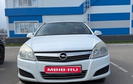 Opel Astra H, 2013 год, 480 000 рублей, 1 фотография